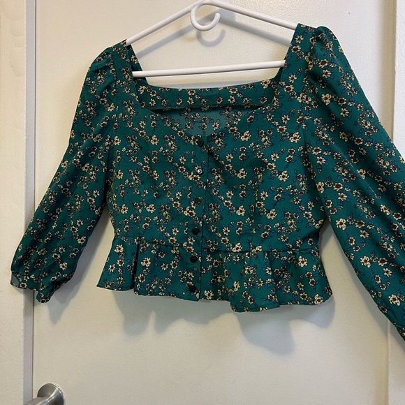 Shein Green Floral Peplum Top - Picture 3 of 7